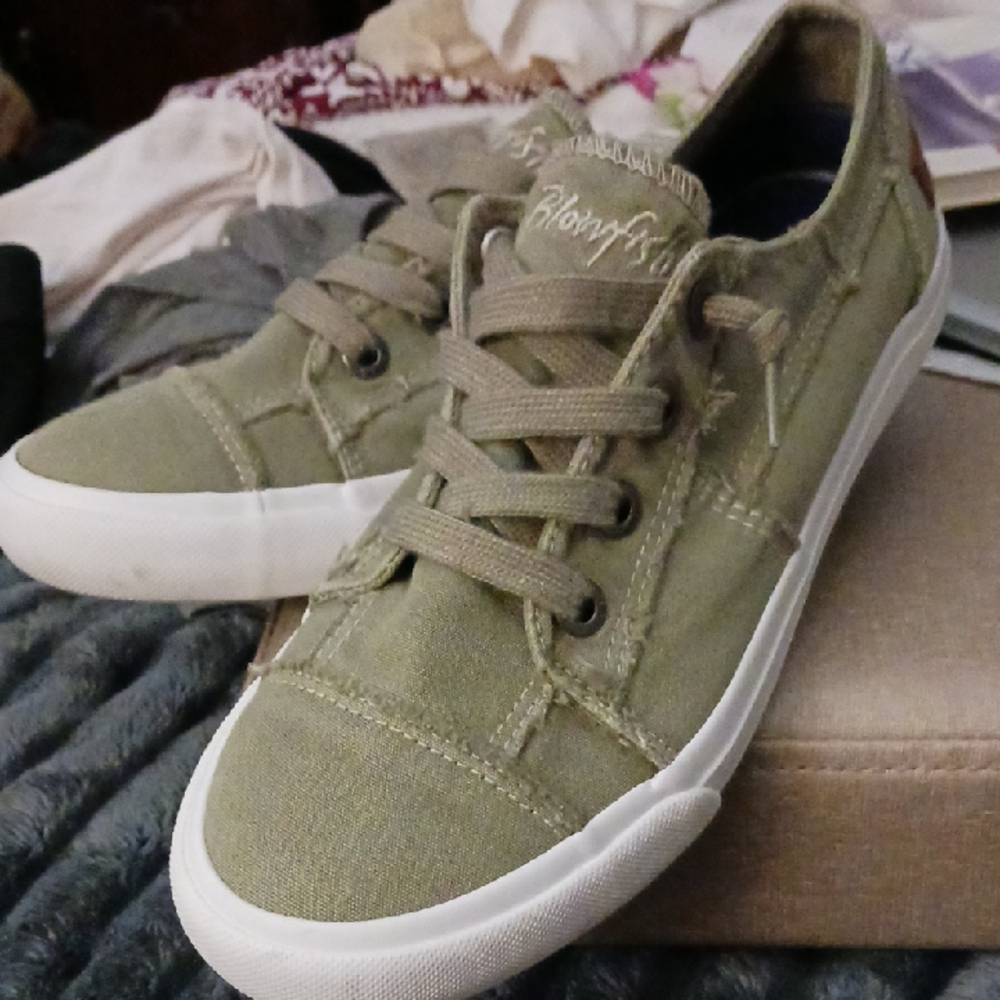 Blowfish Olive Canvas Sneakers